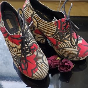 Ecote Floral Platform Shoes